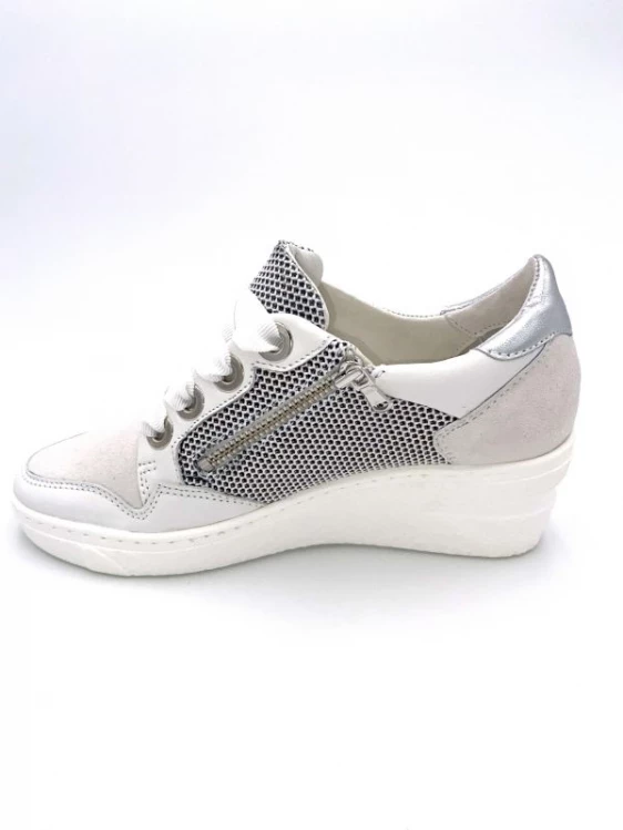 Basket Compensée à Lacets En Cuir Blanc | Petite Taille Femme | Softwaves Blanc 2 Basket Compensée à Lacets En Cuir Blanc | Petite Taille Femme | Softwaves Blanc – Image 2