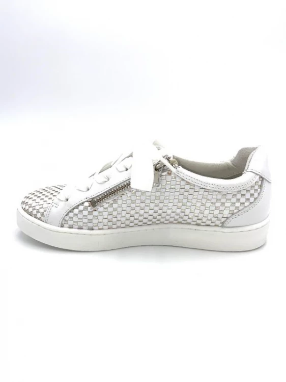 Sneaker Blanche à Lacets Blanc Et Argent En Cuir | Petite Taille Femme | Softwaves Blanc Argent 2 Sneaker Blanche à Lacets Blanc Et Argent En Cuir | Petite Taille Femme | Softwaves Blanc Argent – Image 2
