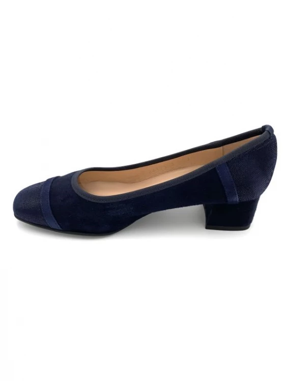 Escarpin Trotteur En Cuir Suédé Marine à Talon | Petite Pointure Femme | Ellen Kassel Marine 5 Escarpin Trotteur En Cuir Suédé Marine à Talon | Petite Pointure Femme | Ellen Kassel Marine – Image 5